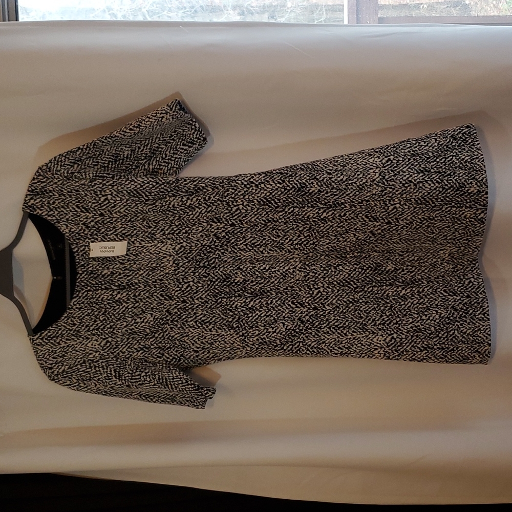 Black and white knit dress